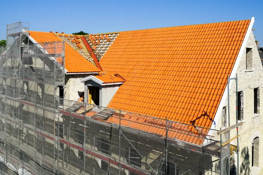 Common Roofing Issues That Require Full Replacement in Hayward, CA