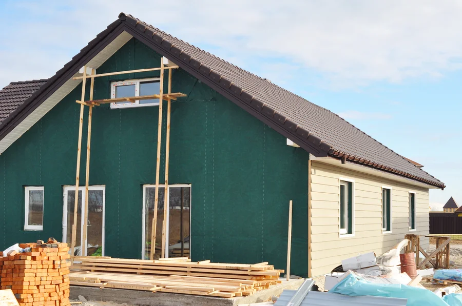 Key Signs Your Home Needs Siding Repair Or Replacement Hayward, CA